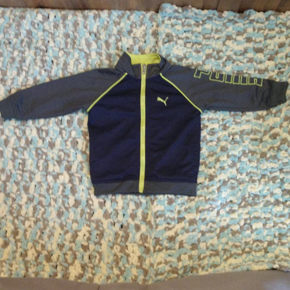Puma jacket - Picture 1 of 3